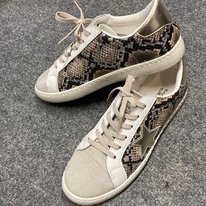 Vintage Havana snakeskin pattern sneakers